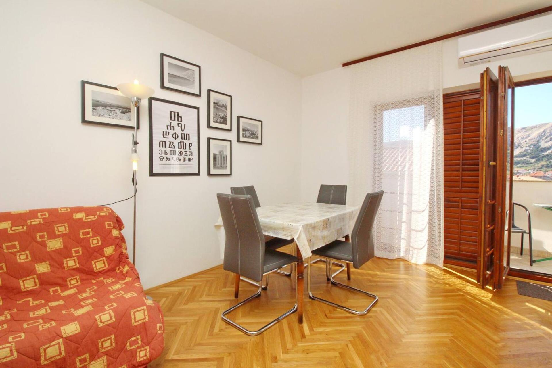 Apartments Kucar Башка Екстер'єр фото